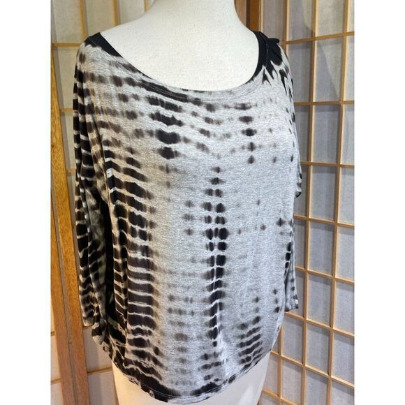 Michael Stars OSFM Tie Dye Hi/Low Top - Picture 9 of 12